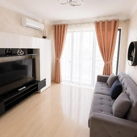 Summer Breeze By Roco Apartament