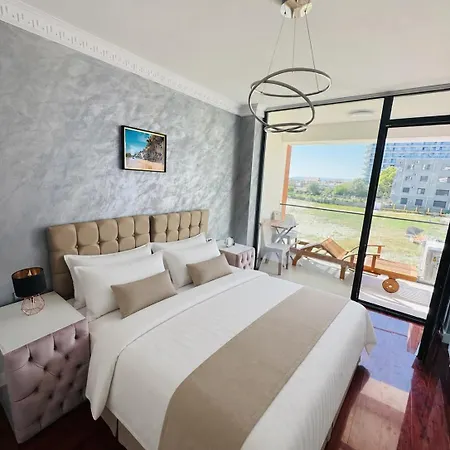 Summer Breeze By Roco Apartament