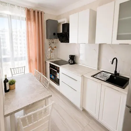 Summer Breeze By Roco Apartament *